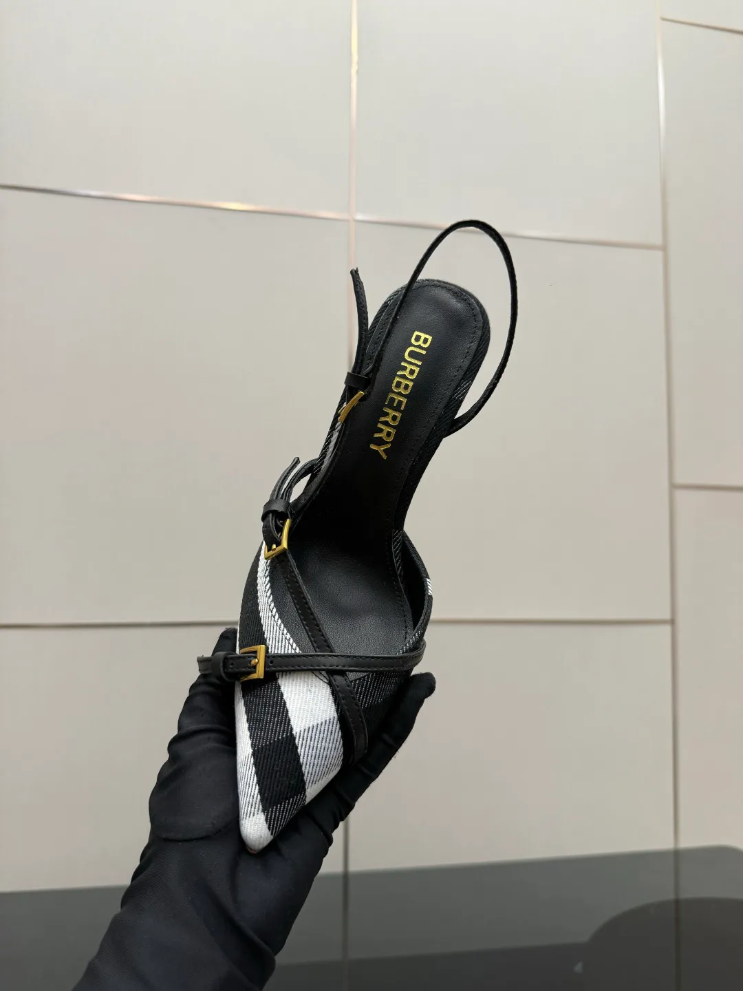 Туфли Женские Burberry 11336458