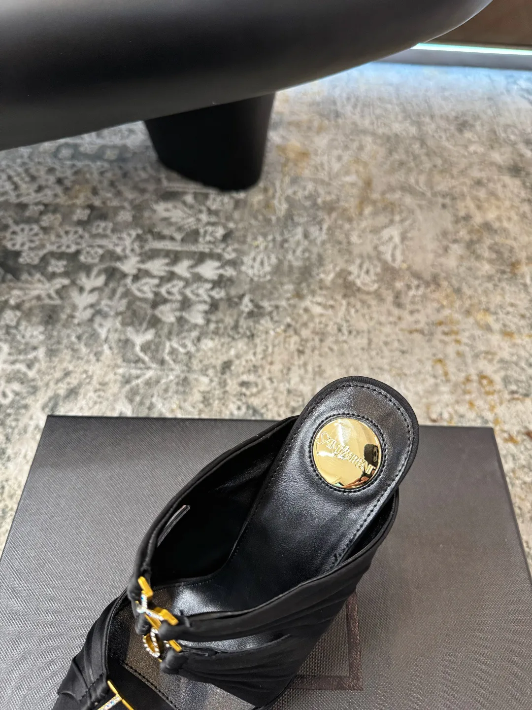 Босоножки Женские Saint Laurent 3919929