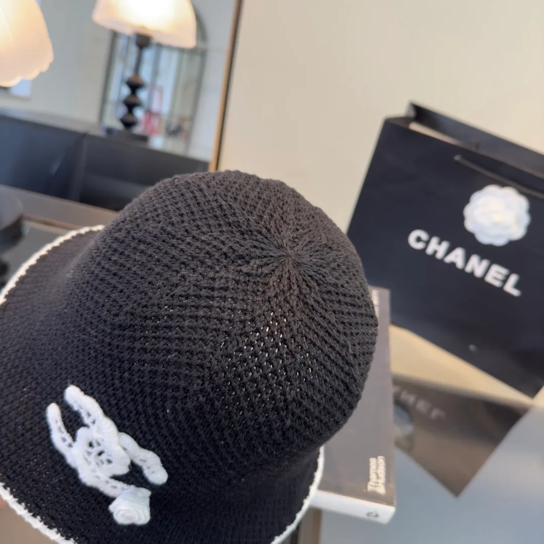 Головные Уборы Chanel 12349370