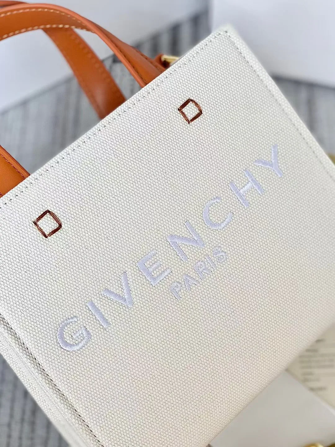 Классические Сумки Женские Givenchy 445200