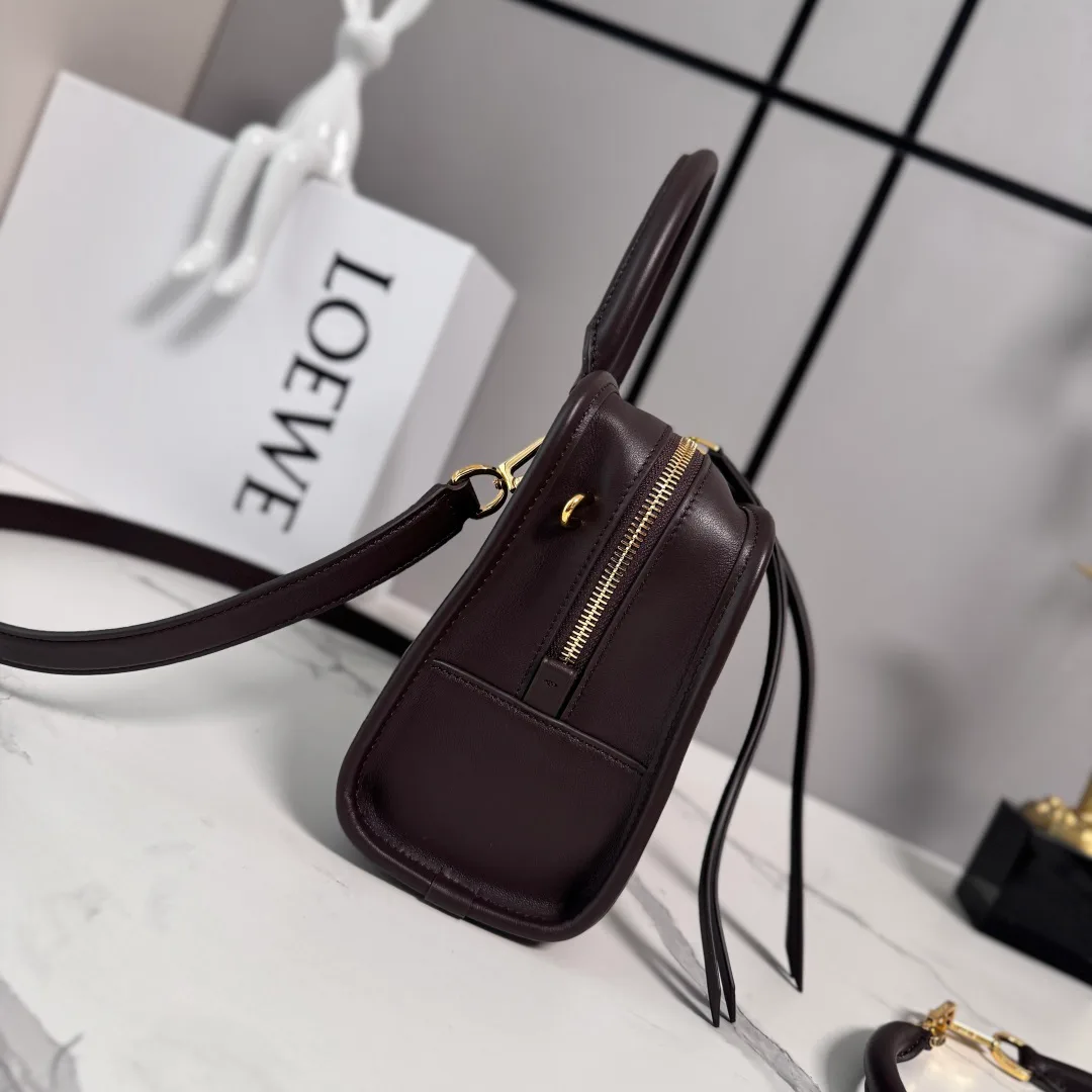 Классические Сумки Женские Loewe 13401755