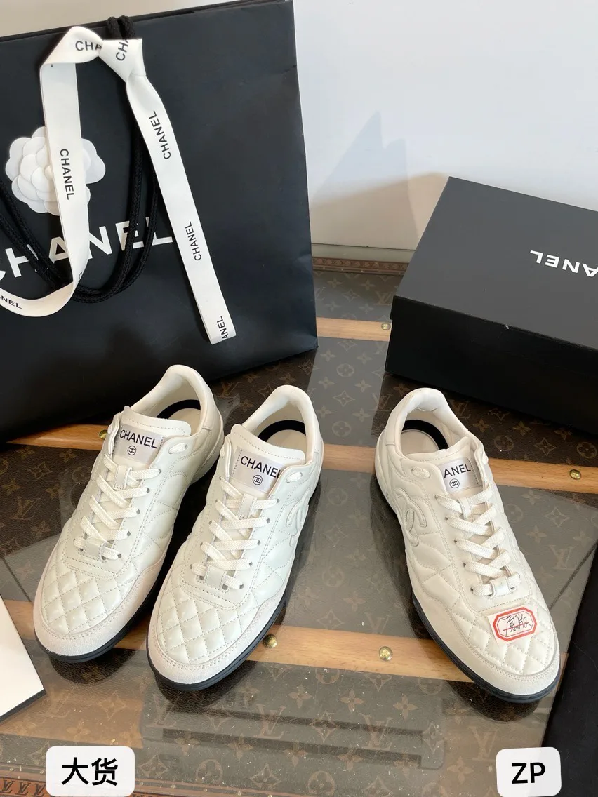 Кроссовки Женские Gucci 529726