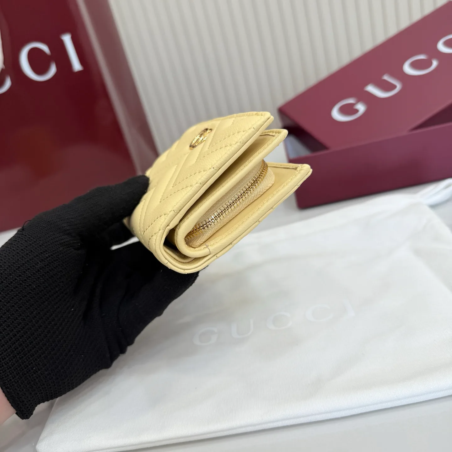 Клатчи Женские Gucci 17948236