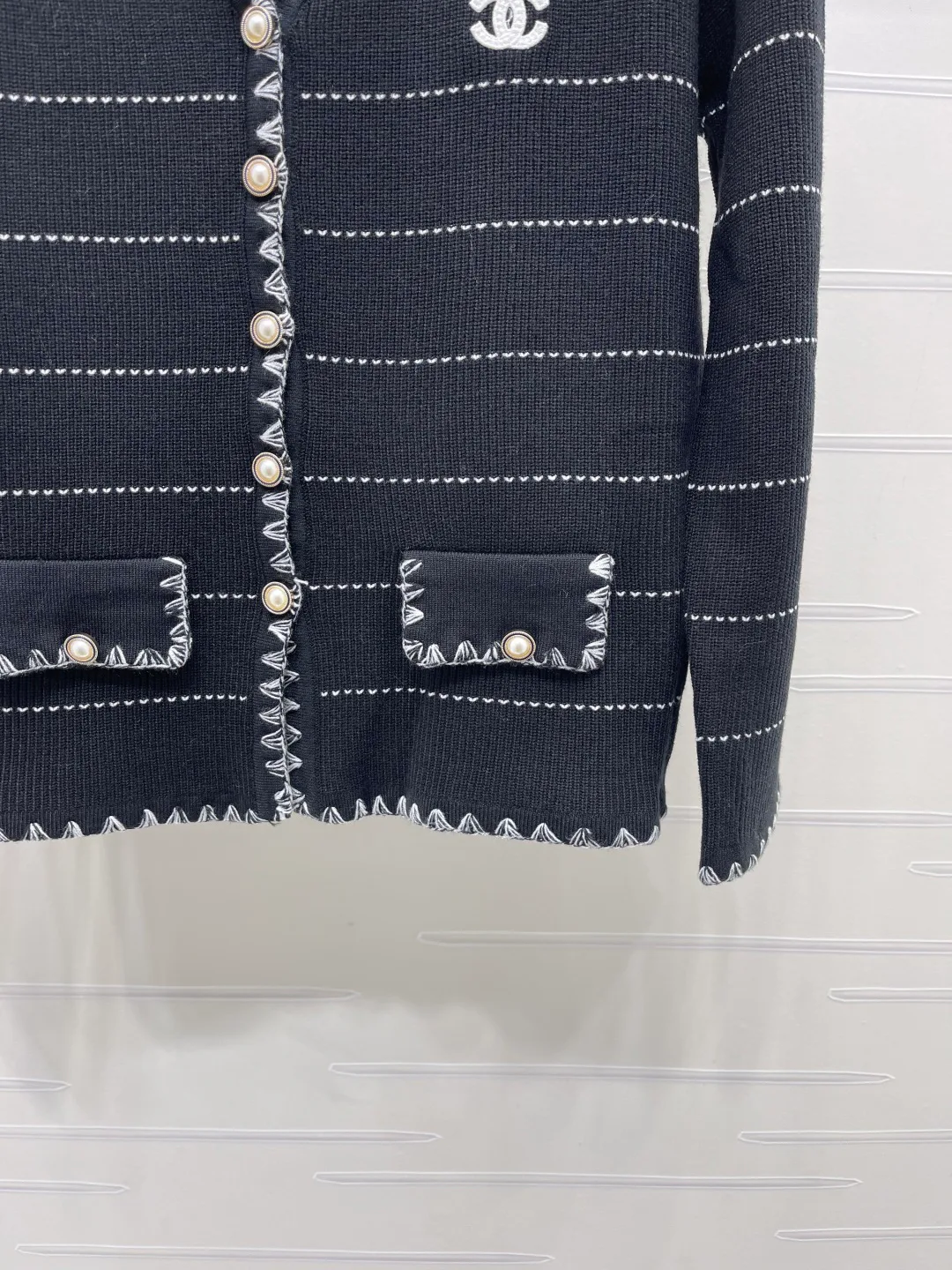 Джемперы И Свитеры Женские Chanel 19098353