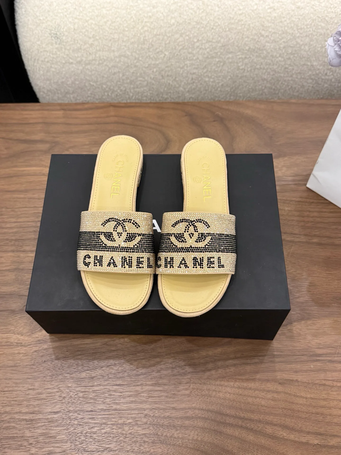 Сандалии Женские Chanel 11559173