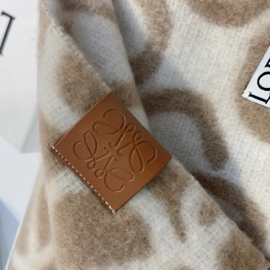 Шарфы Loewe 1404371