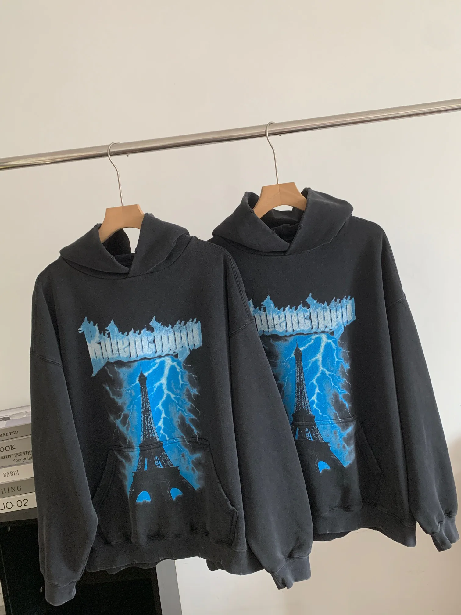Свитшоты И Худи Женские Balenciaga 18131453