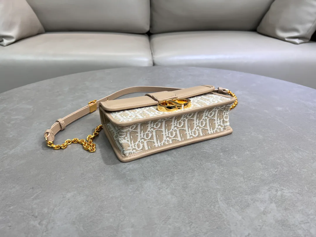 Сумки На Ремне Женские Christian Dior 35153