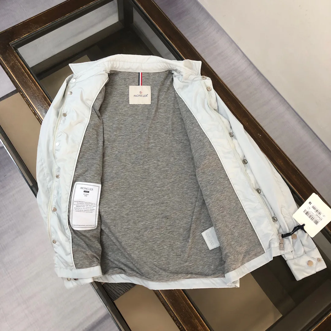Куртки И Пуховики Женские Moncler 9906937