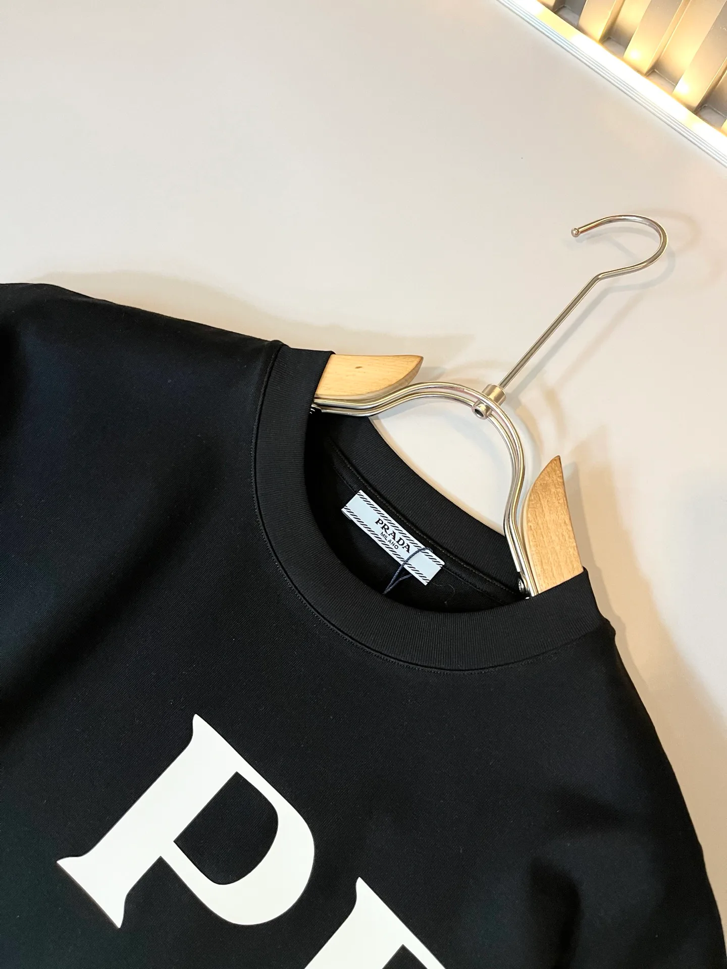 Футболки Женские Prada 11361202
