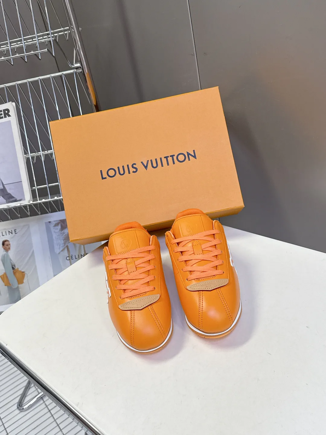 Кроссовки Женские Louis Vuitton 18005443