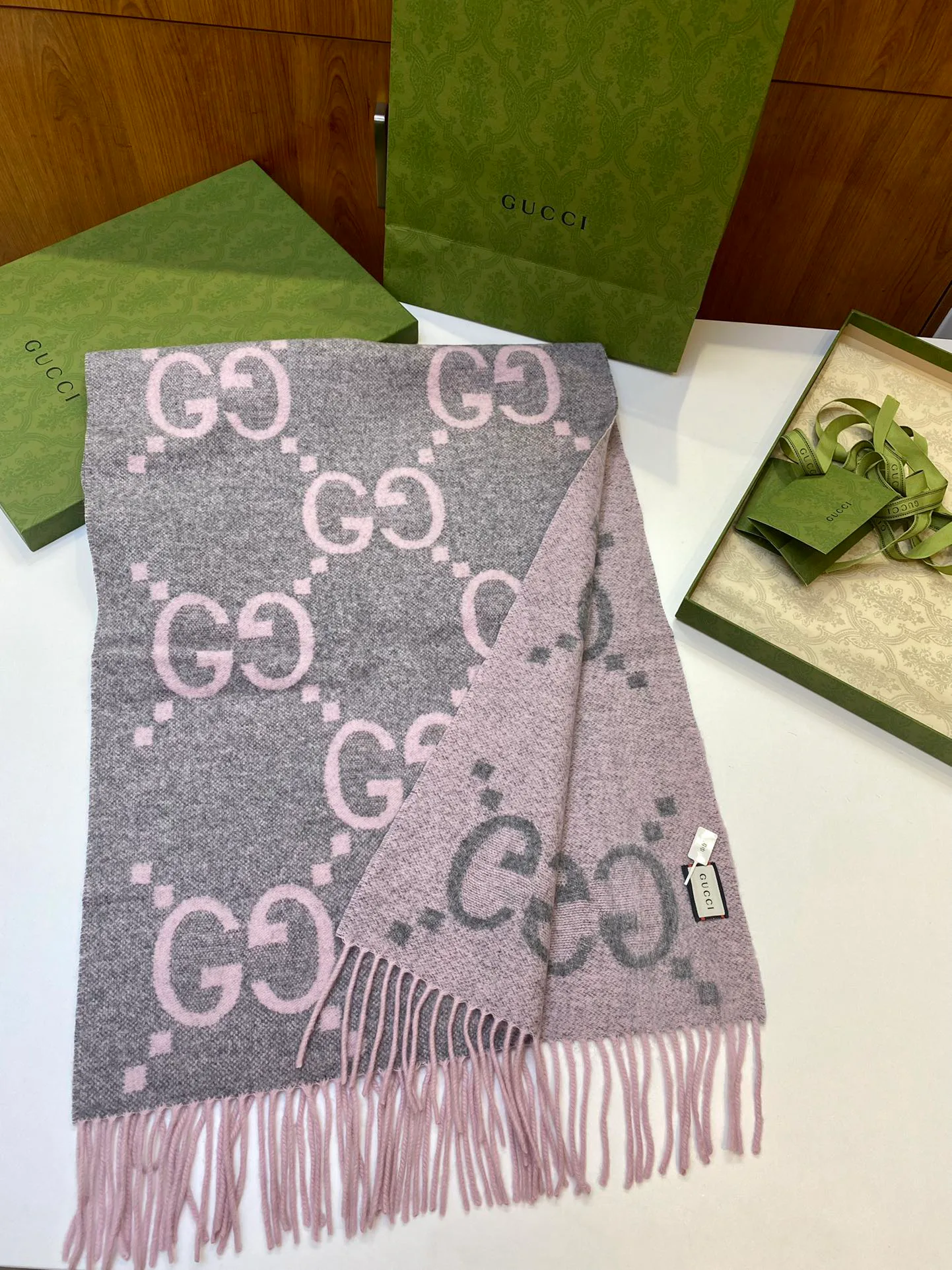 Шарфы Gucci 210282