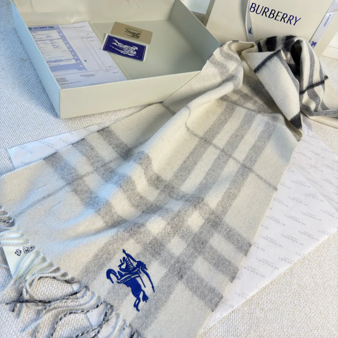 Шарфы Burberry 1116088