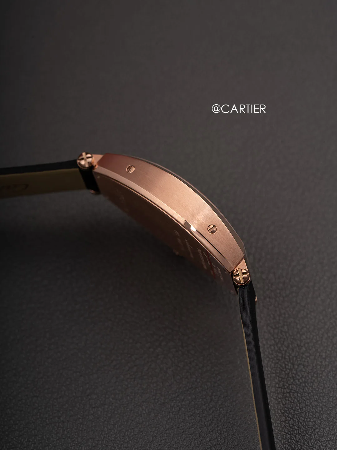 Часы Женские Cartier 11696043