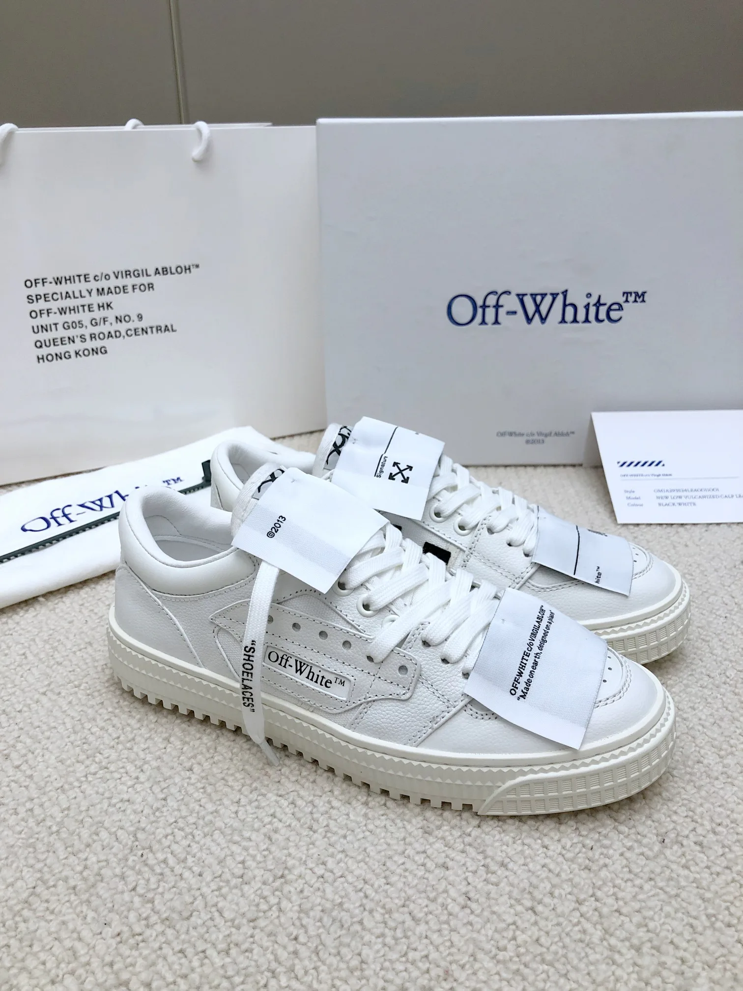 Кроссовки Женские Off-White 18158684