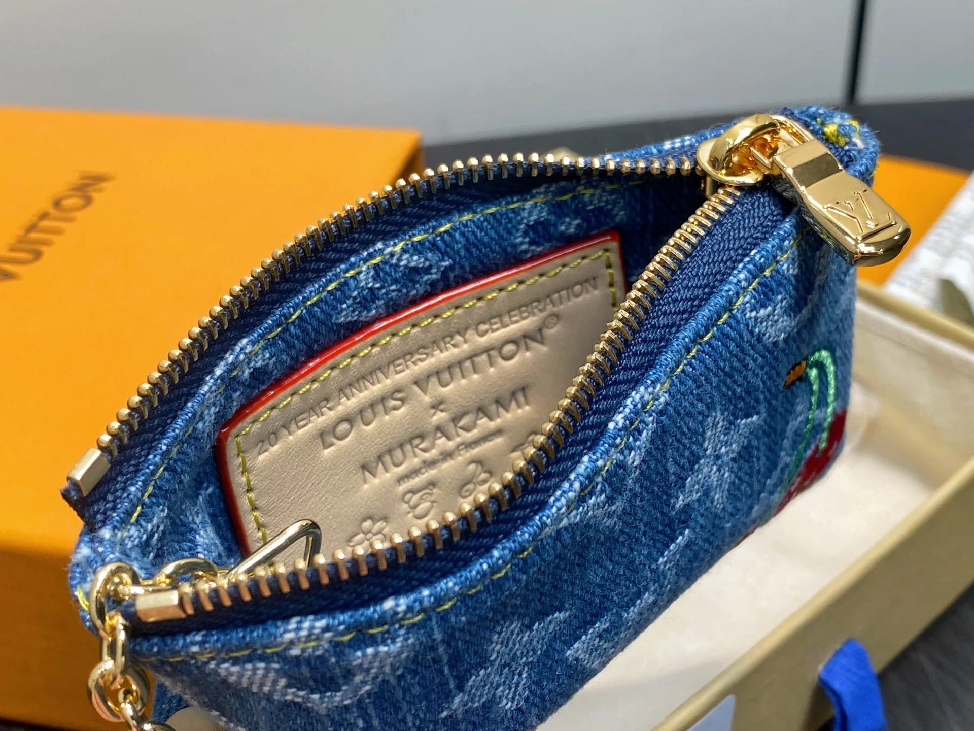Ключницы Louis Vuitton 84027