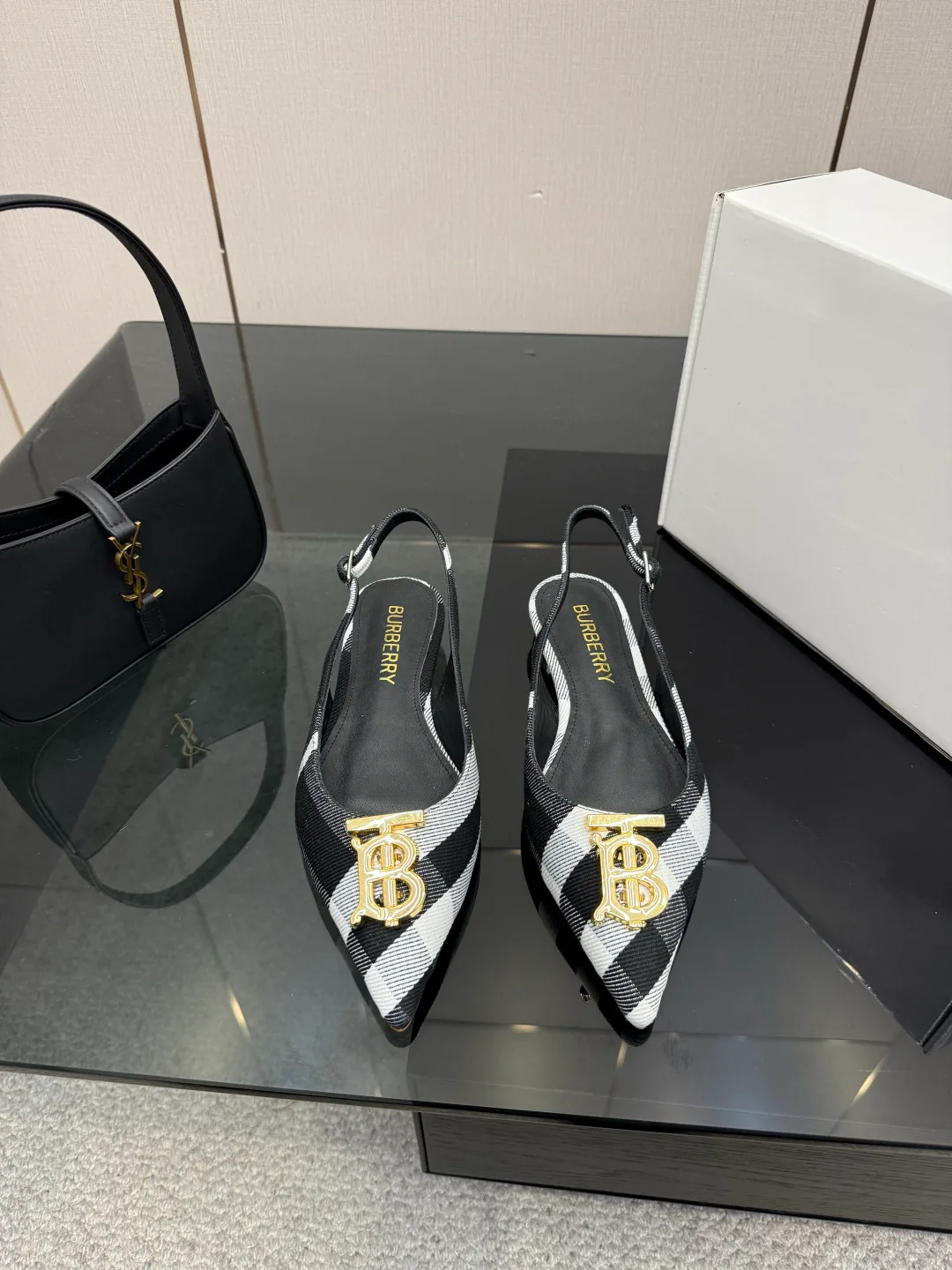 Туфли Женские Burberry 11096287