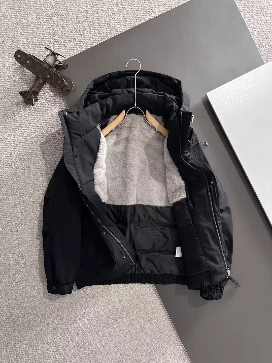 Куртки И Пуховики Мужские Canada Goose 725979