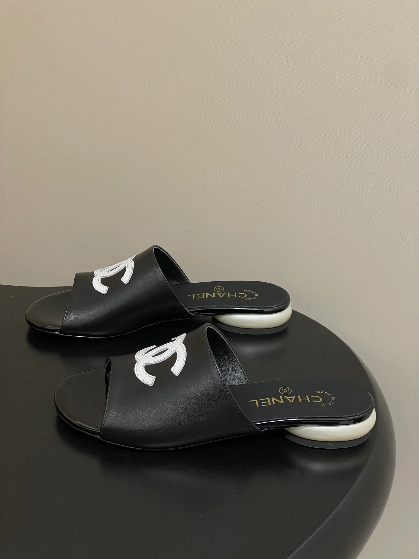 Босоножки Женские Chanel 10993906