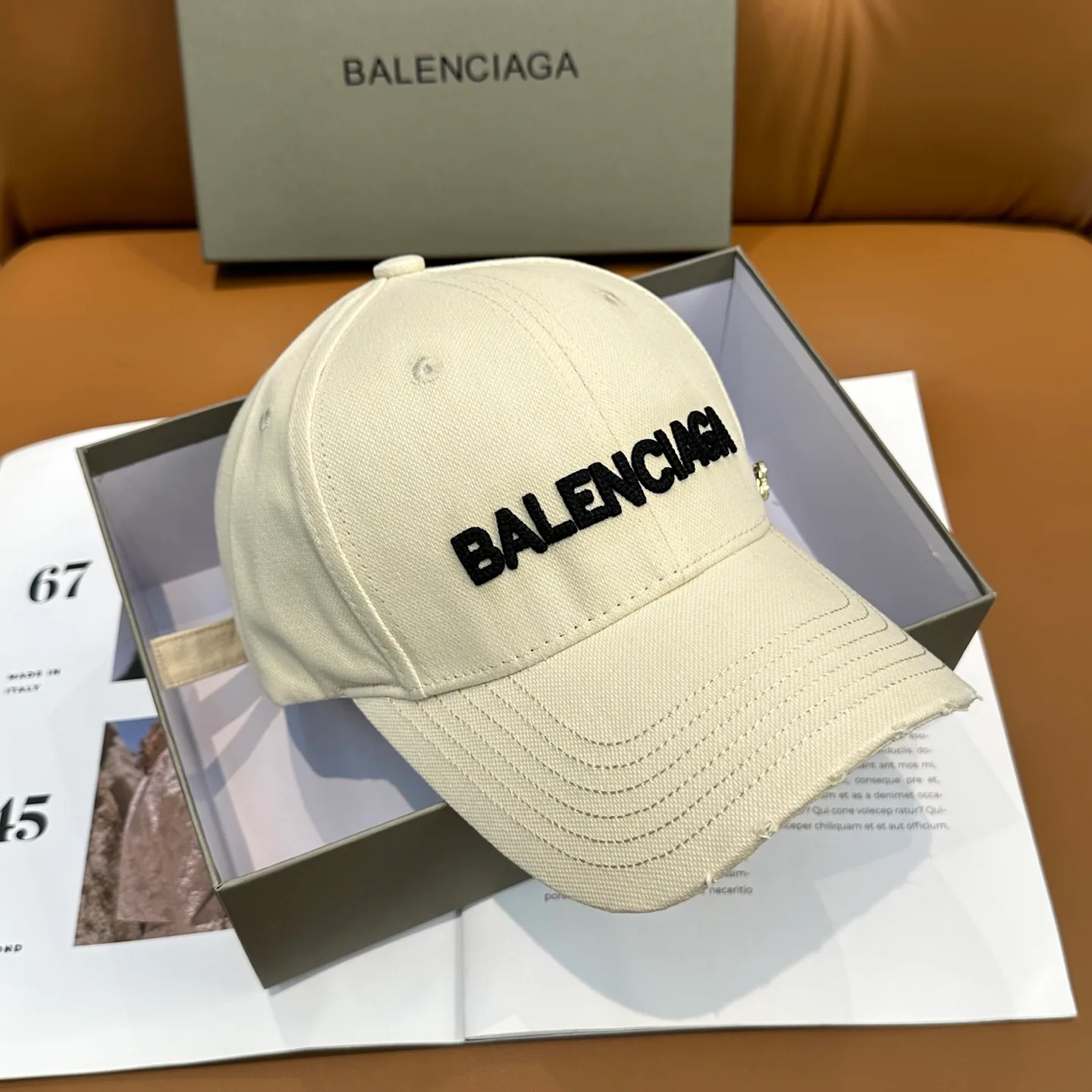 Головные Уборы Balenciaga 980991