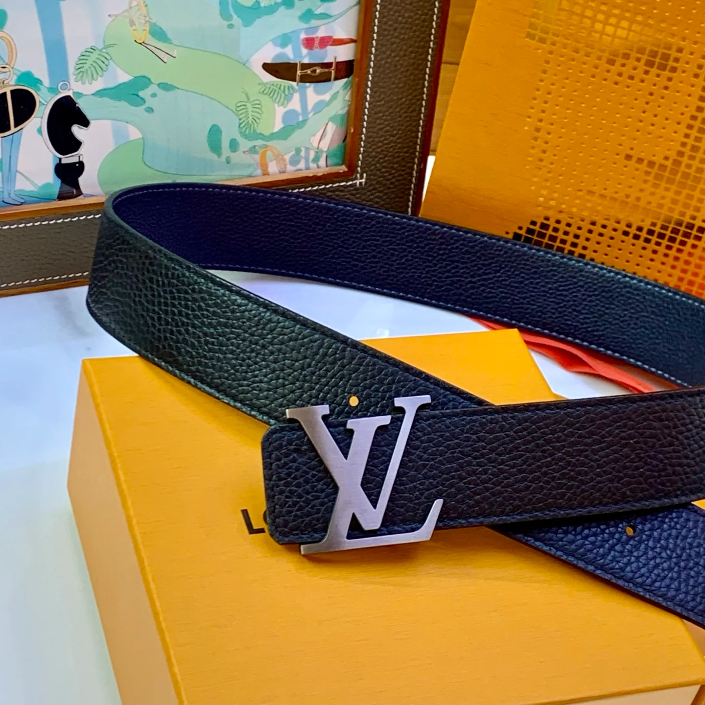 Ремни Louis Vuitton 17682159