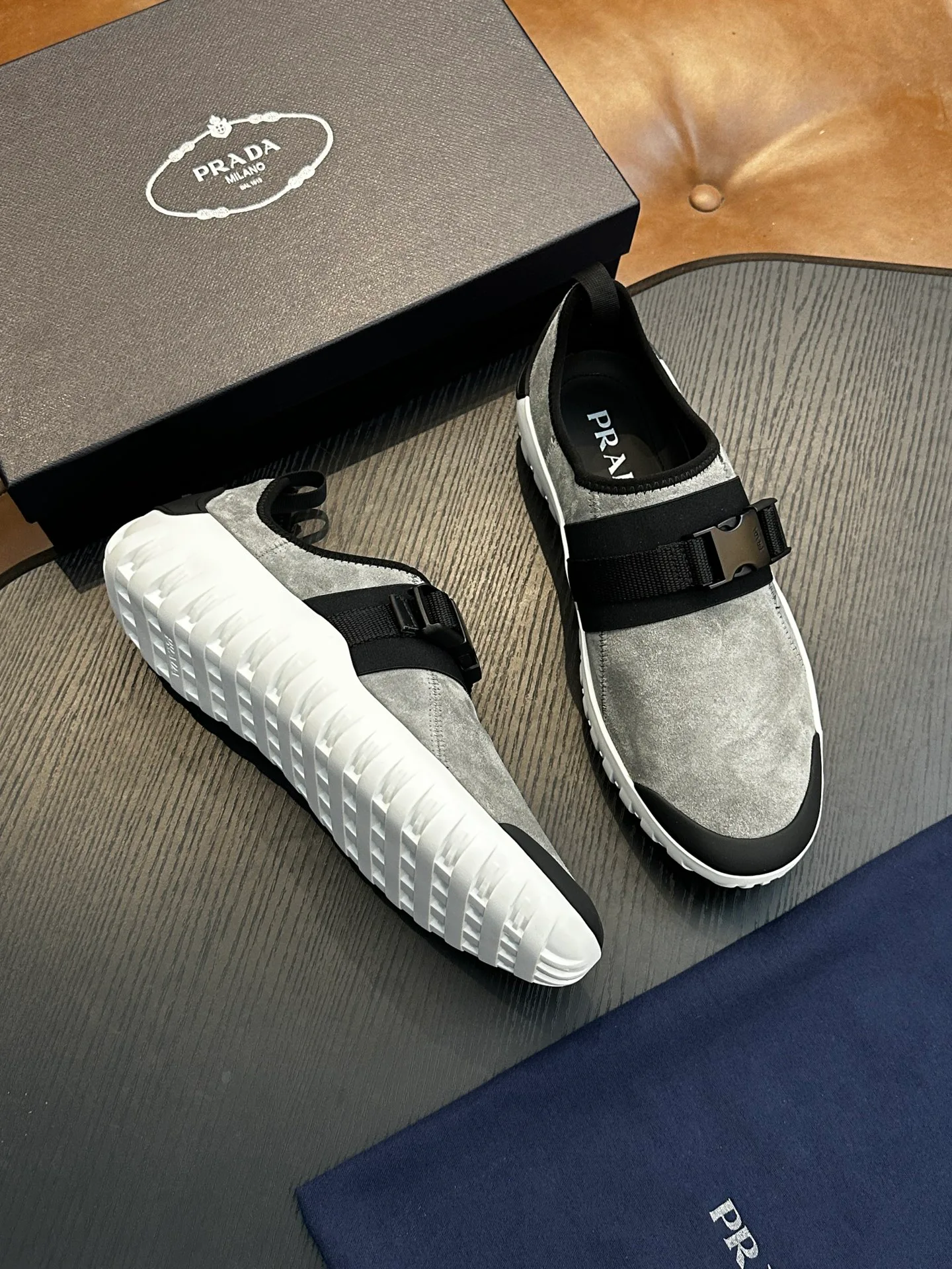 Кроссовки Мужские Prada 405047