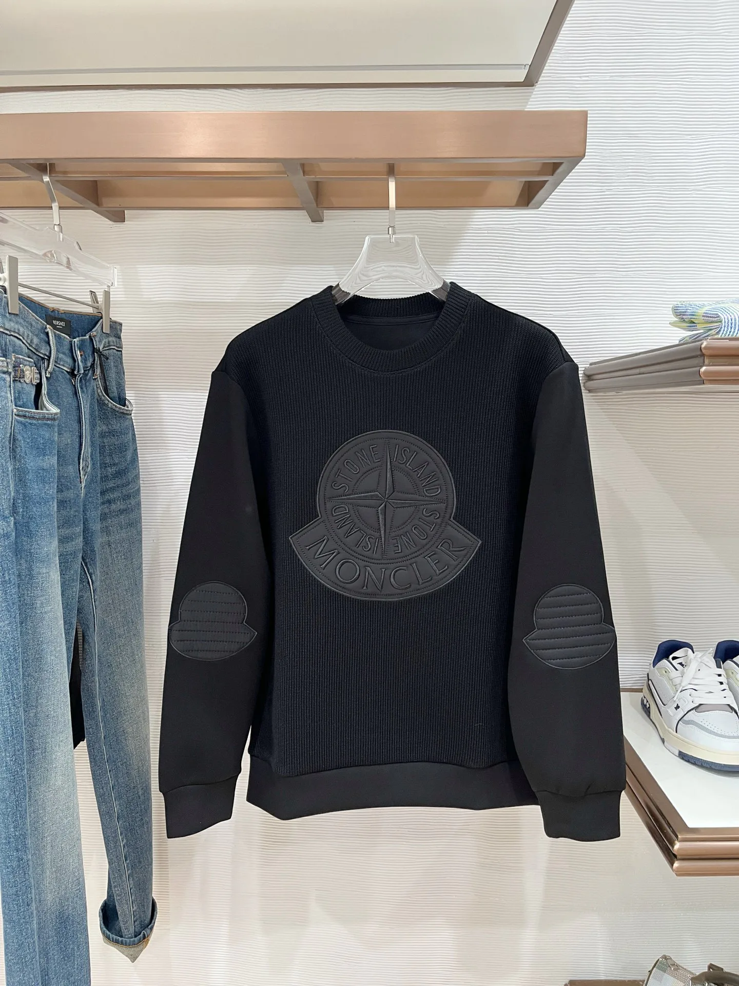 Джемперы И Свитеры Мужские Moncler 4601025