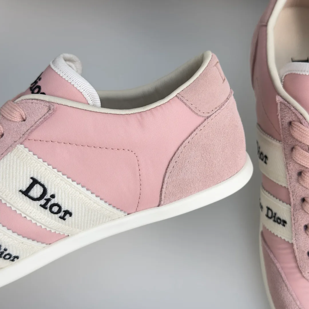 Кроссовки Женские Christian Dior 19779526