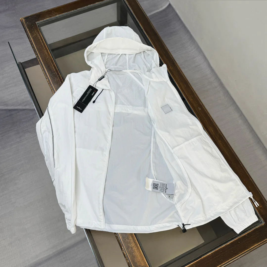 Куртки И Пуховики Мужские Stone Island 17286071