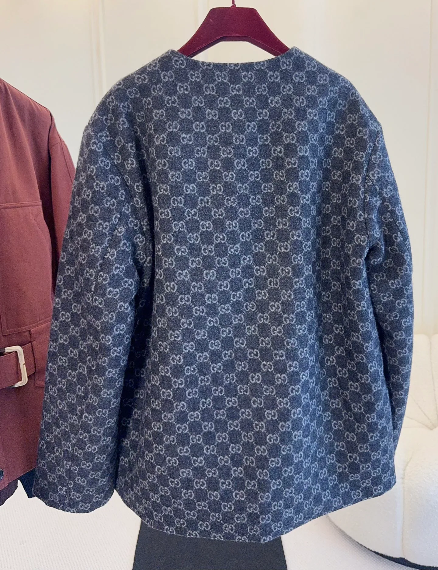 Куртки И Пуховики Женские Gucci 18866534