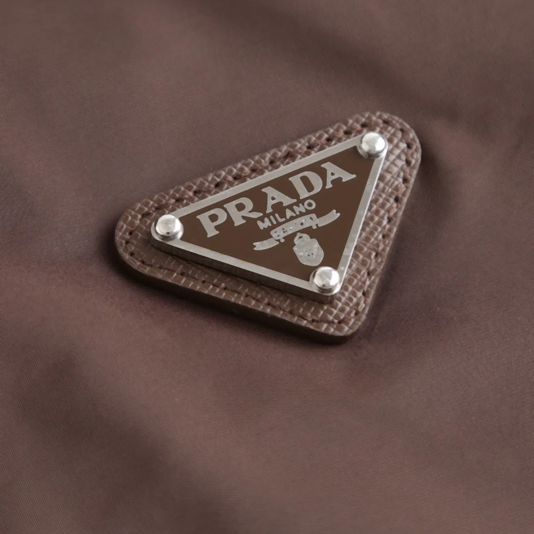 Куртки И Пуховики Женские Prada 1283104