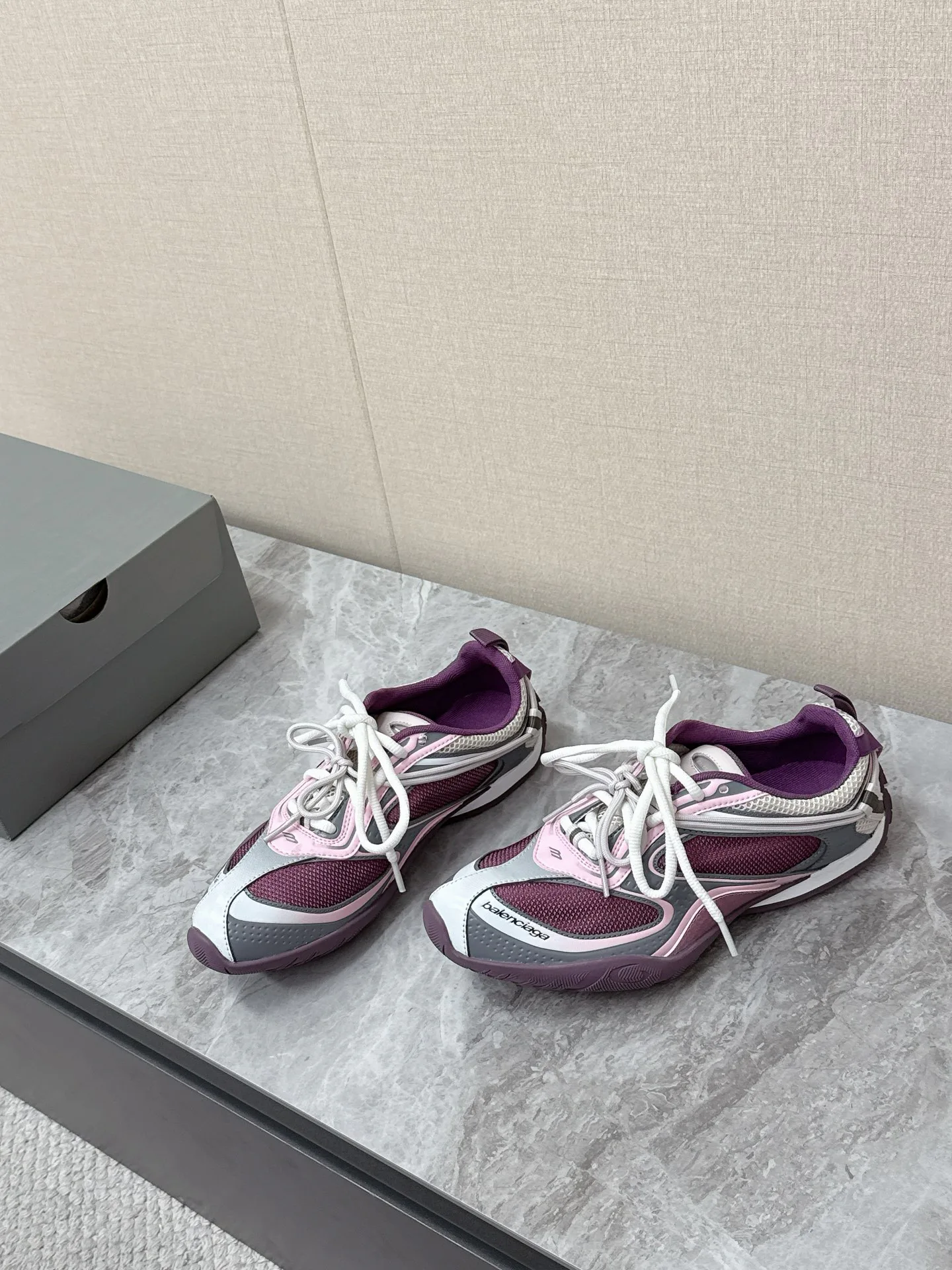 Кроссовки Женские Balenciaga 14730153