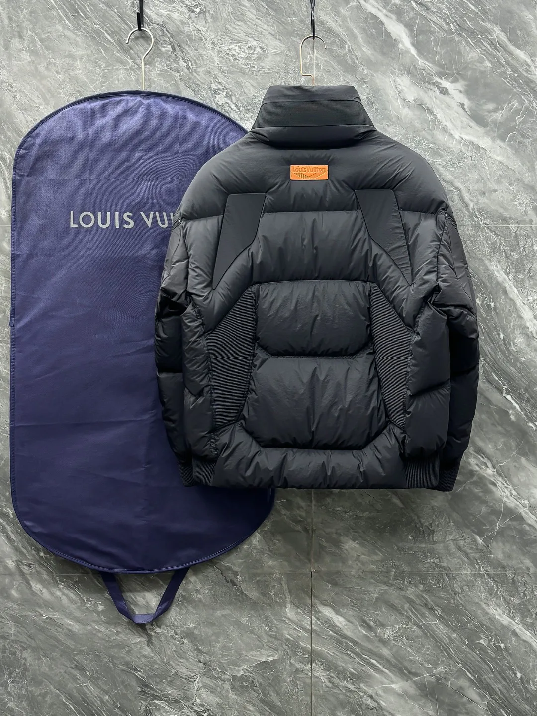 Куртки И Пуховики Мужские Louis Vuitton 4360177
