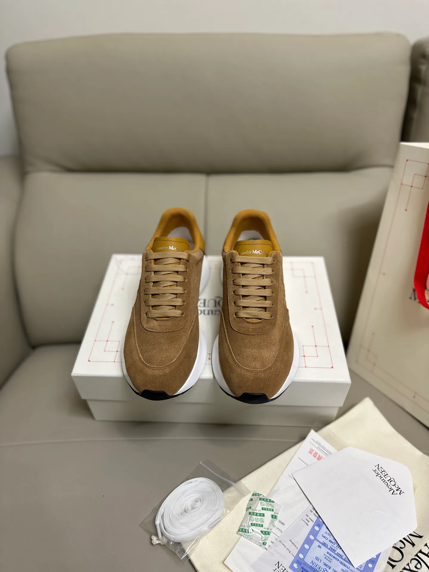 Кроссовки Женские Alexander Mcqueen 18616796
