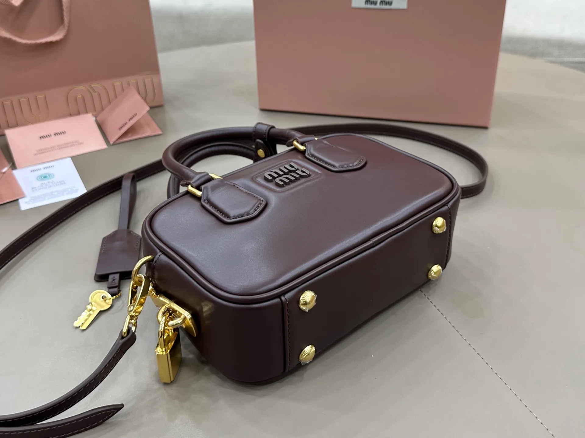 Классические Сумки Женские Miu Miu 11524738