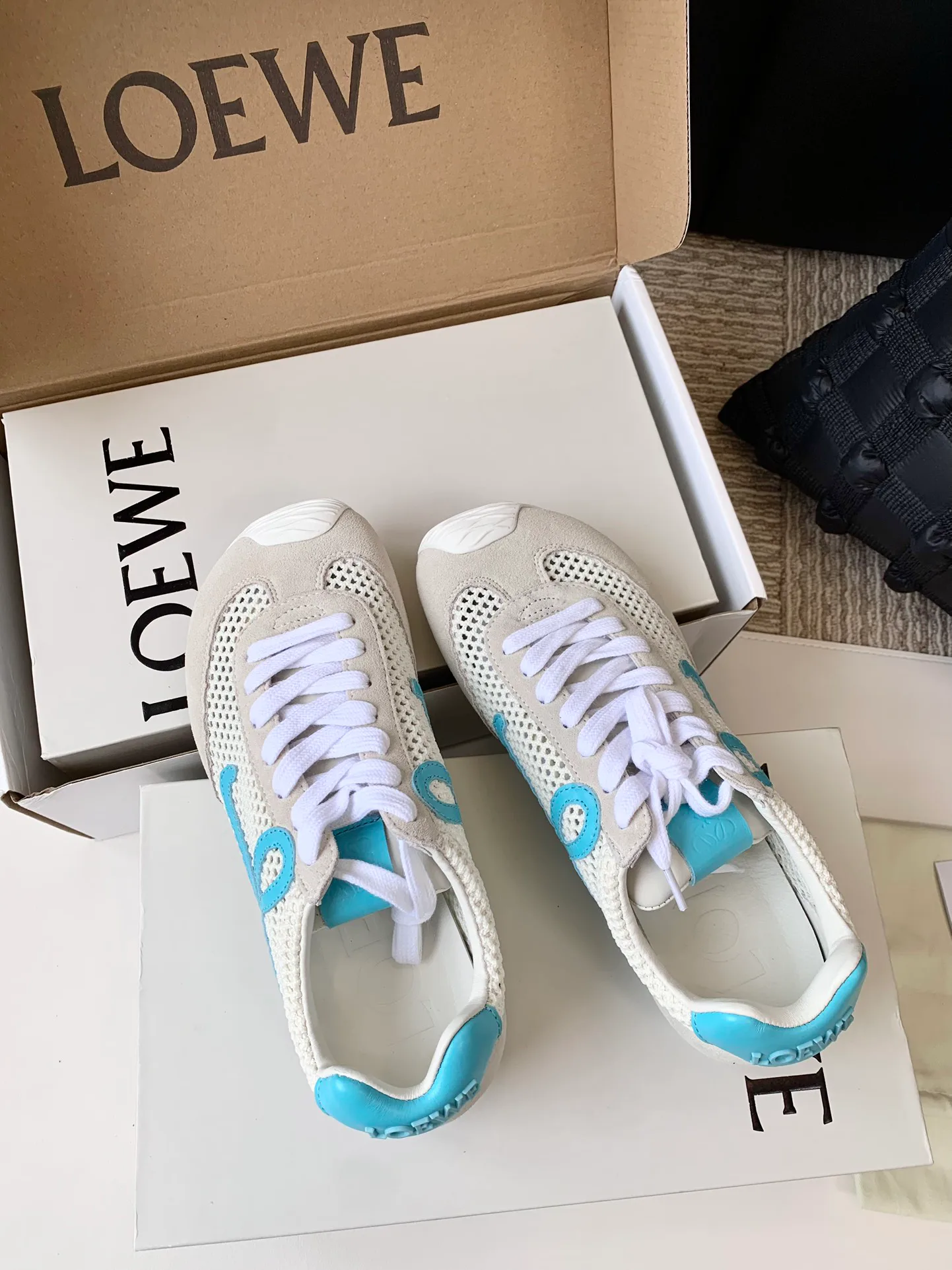 Кроссовки Женские Loewe 17539009