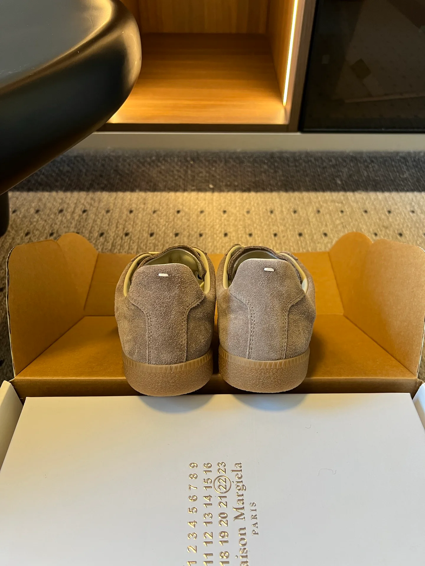 Кроссовки Женские Maison Margiela 19703560