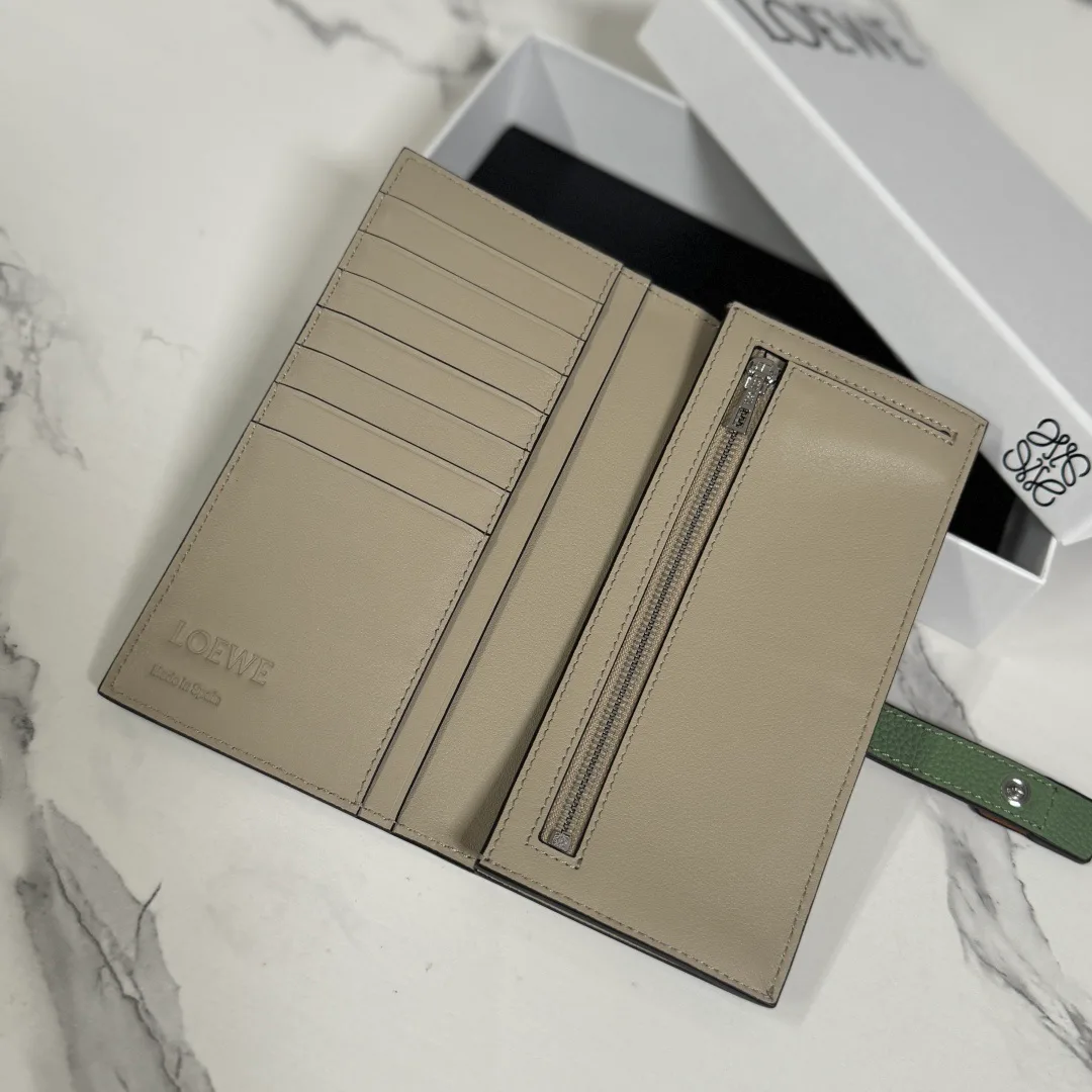 Клатчи Женские Loewe 17331707