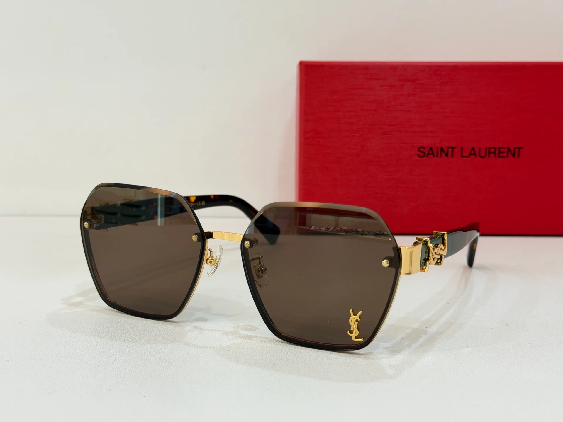 Очки Saint Laurent 14321712