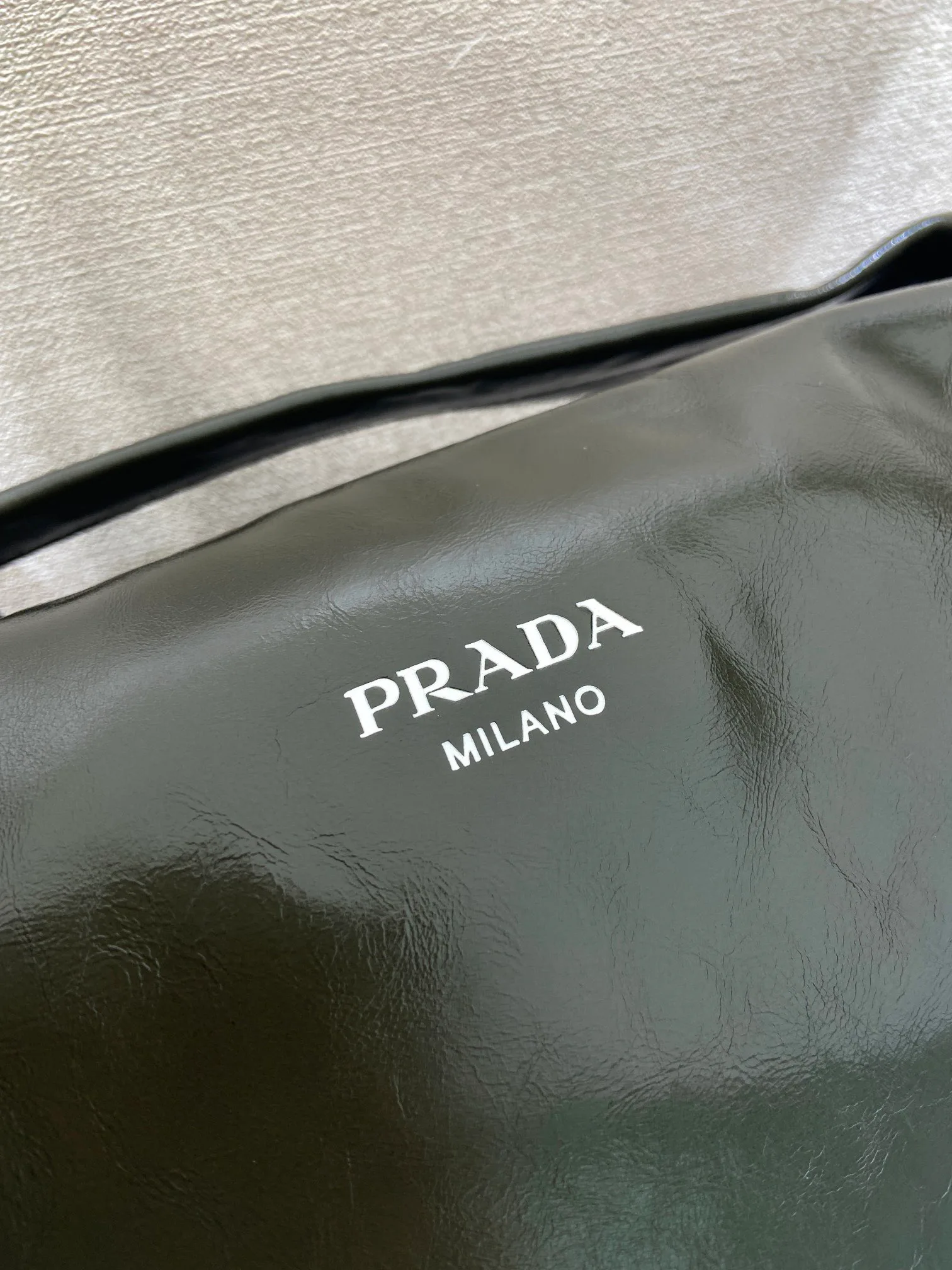 Классические Сумки Женские Prada 12874255