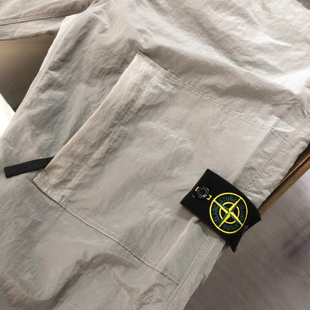 Шорты Женские Stone Island 9447463