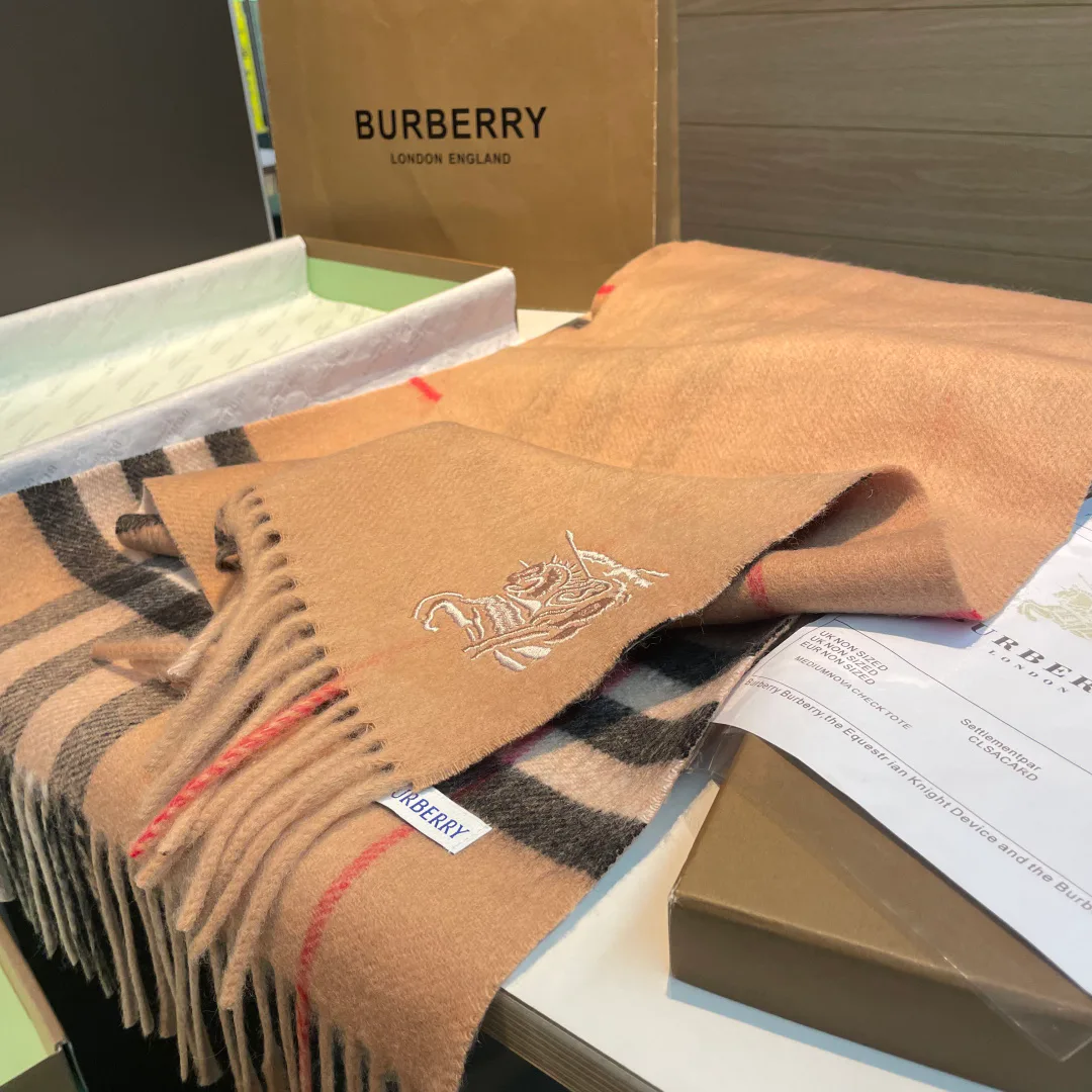Шарфы Burberry 1603627