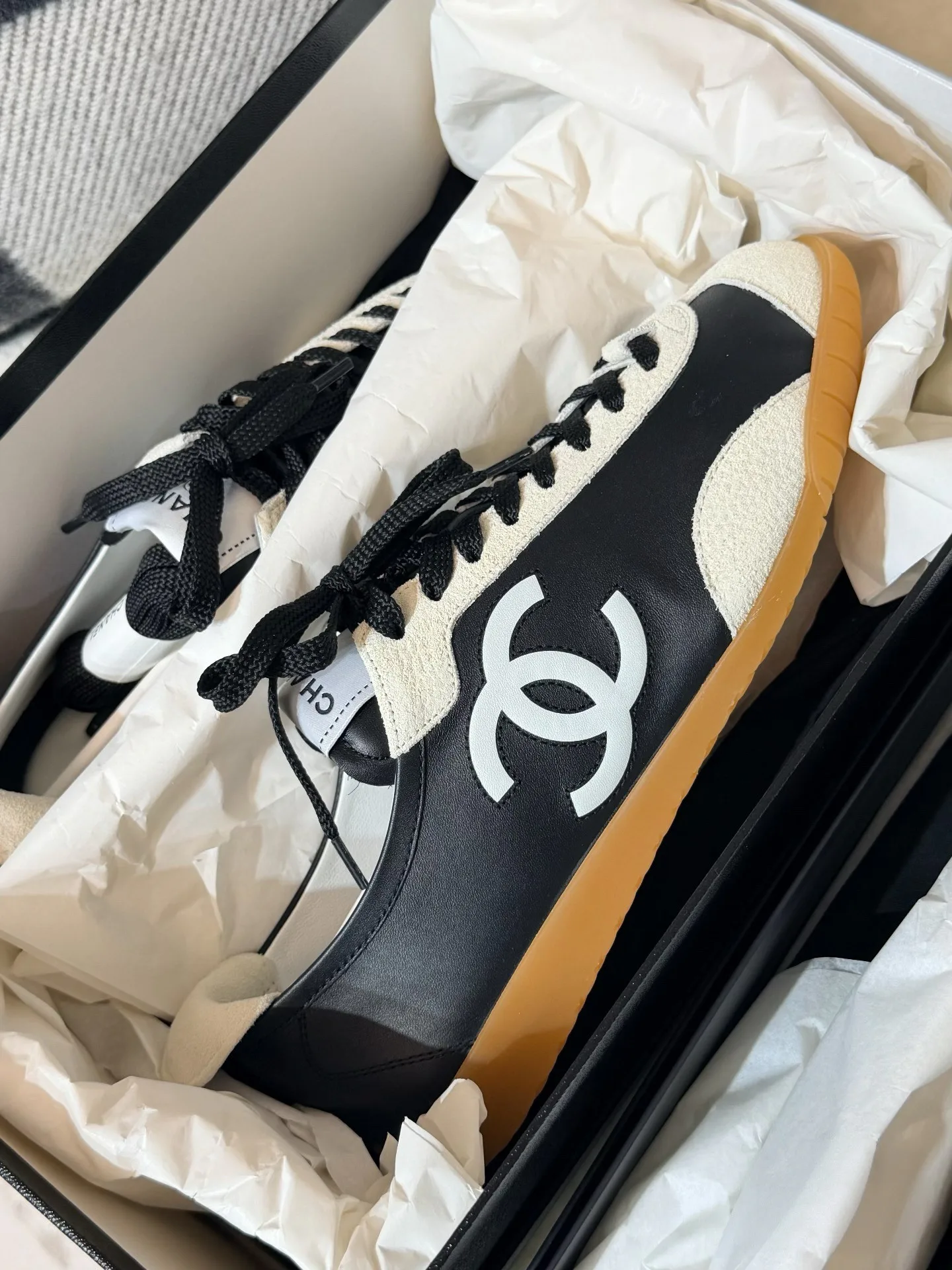 Кроссовки Женские Chanel 12251614