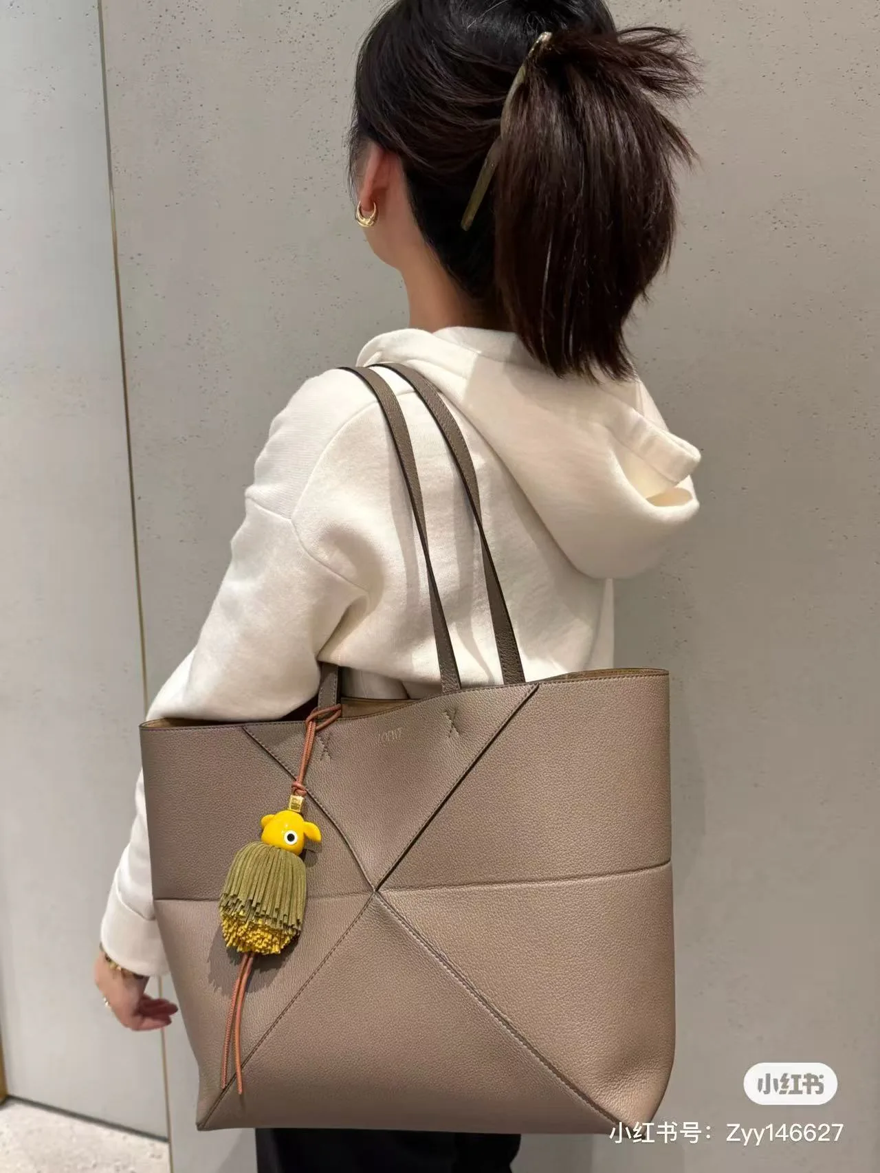 Классические Сумки Женские Loewe 11509190