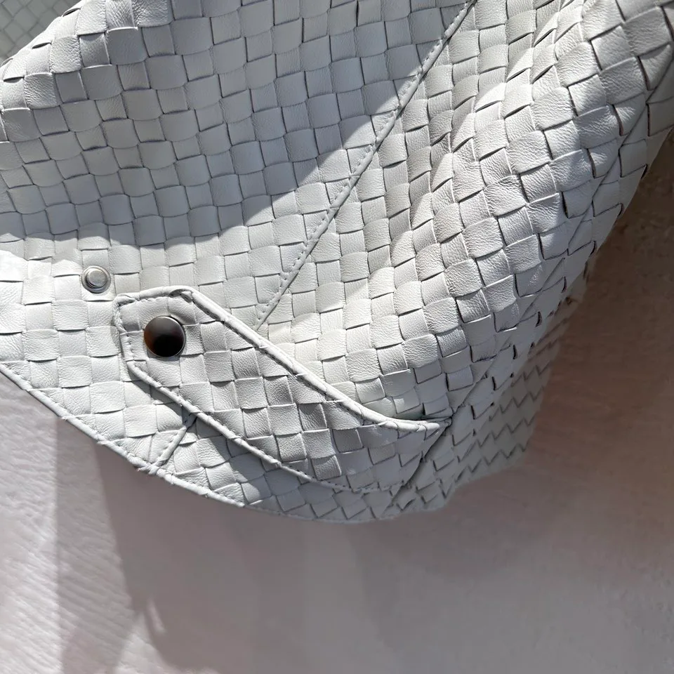 Кожаные Куртки И Дублёнки Женские Bottega Veneta 19056907