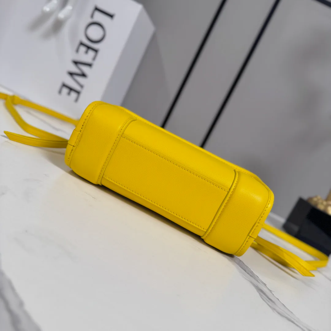 Классические Сумки Женские Loewe 18004246