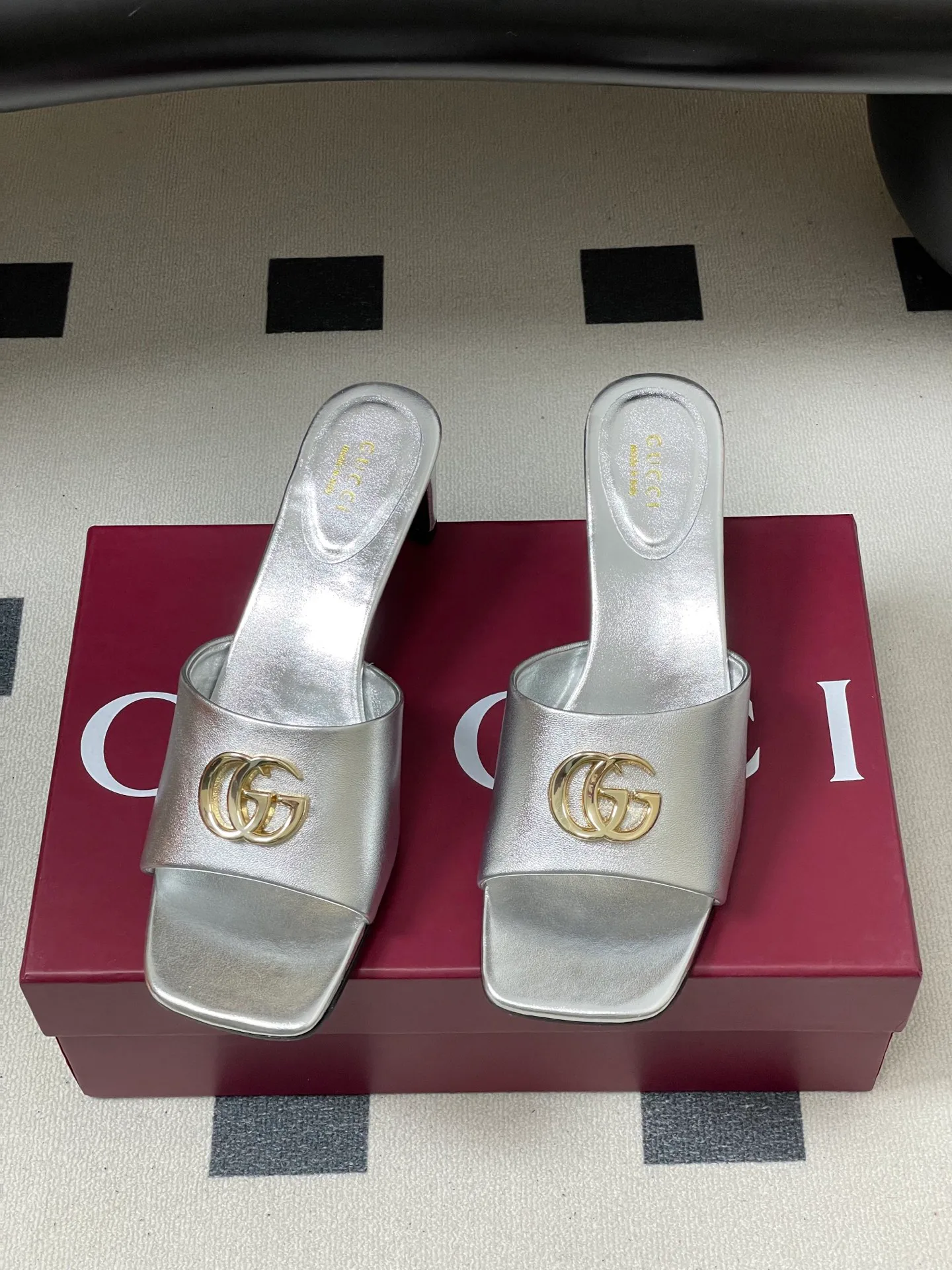 Сандалии Женские Gucci 10395326