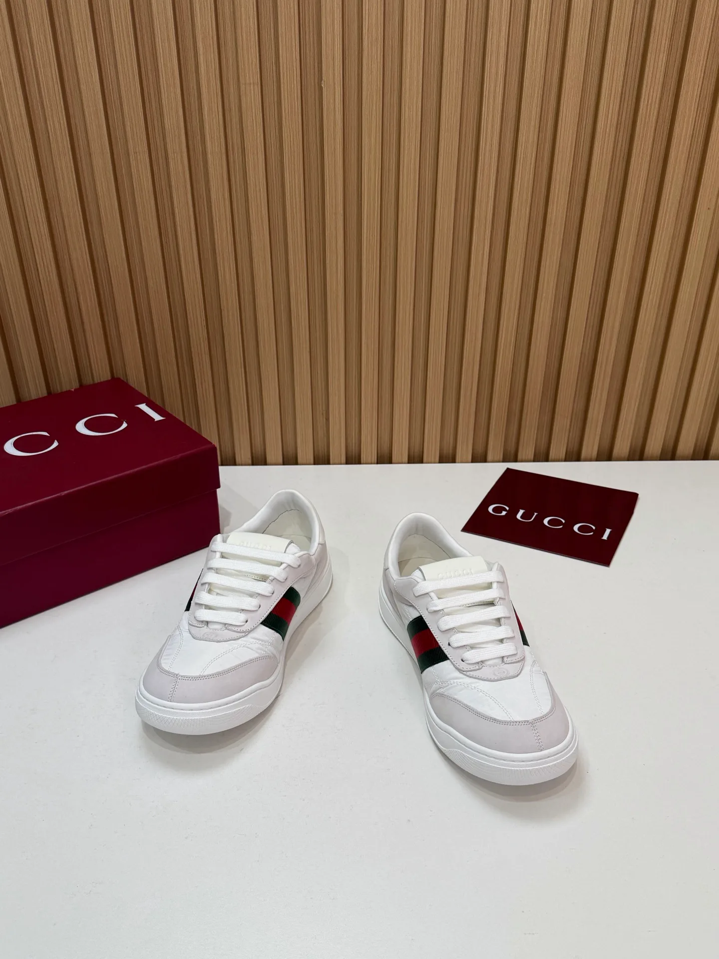 Кроссовки Женские Gucci 18700134
