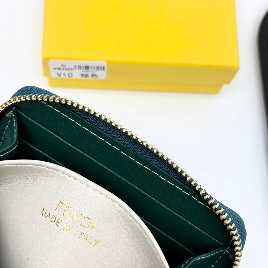 Клатчи Женские Fendi 442062