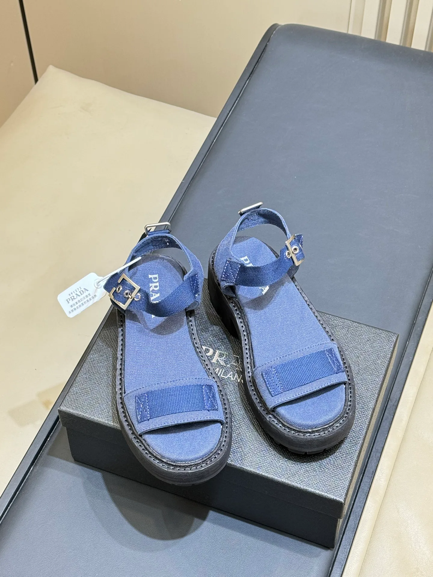 Сандалии Женские Prada 11258573